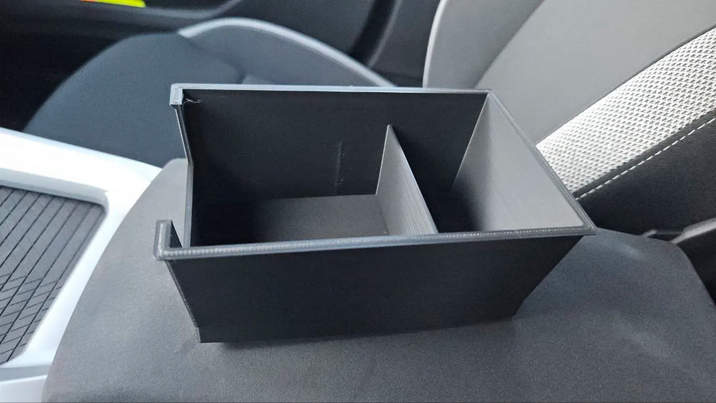 Organizator Cotieră Dacia Bigster 155, Printat 3D din PLA Negru, cu Compartimente