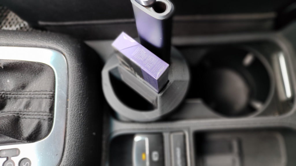 Suport Auto / Scrumieră IQOS ILUMA cu Compartiment pentru Pachet Terea, Negru, Compatibil cu Suportul de Pahare
