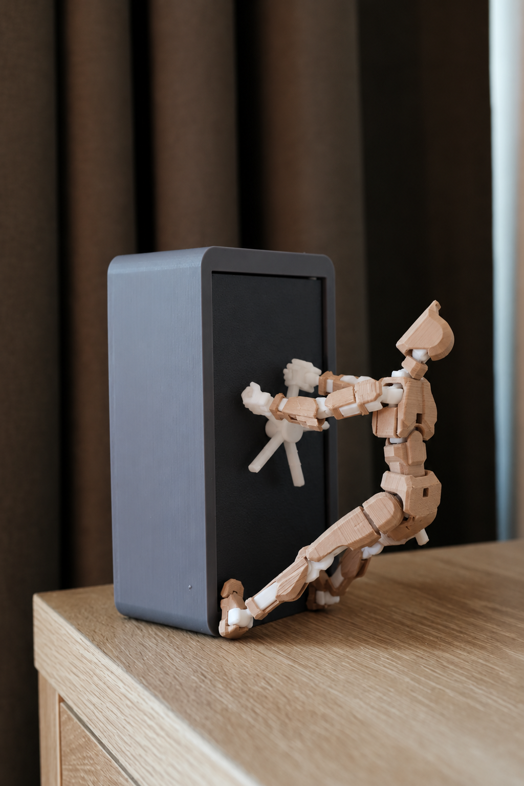 Seif pentru Arme, compatibil cu figurine Dummy 13 / R13, ușă funcțională, interior detaliat, gri